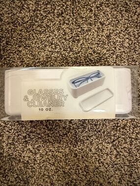 Glasses & Jewelry Cleaner – White
